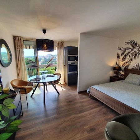 La Loge du château ! climatisé Gréoux-les-Bains Extérieur photo