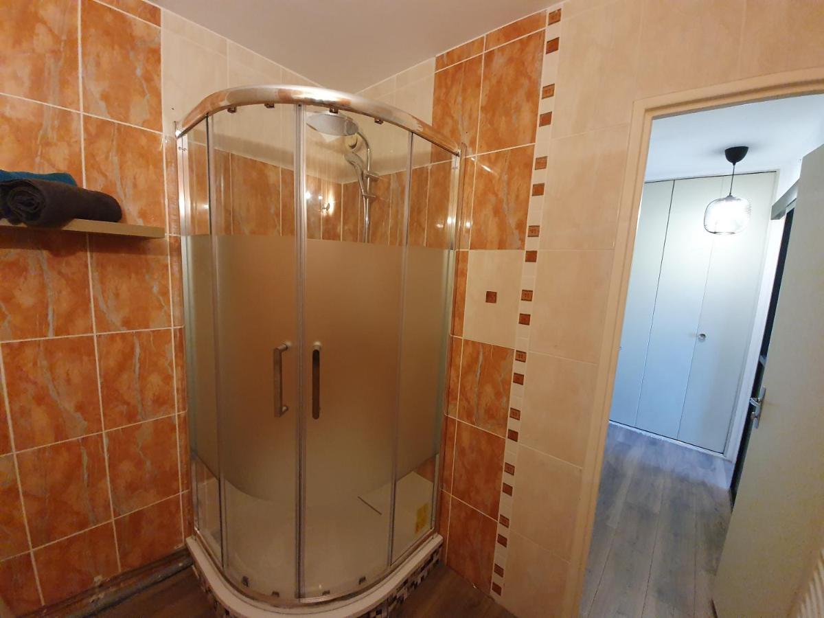 La Loge du château ! climatisé Gréoux-les-Bains Extérieur photo